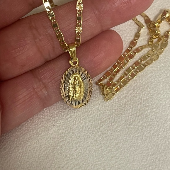 14k Gold Filled Our Lady Of Guadalupe Necklace Nuestra Señora De Guadalupe - Picture 5 of 9